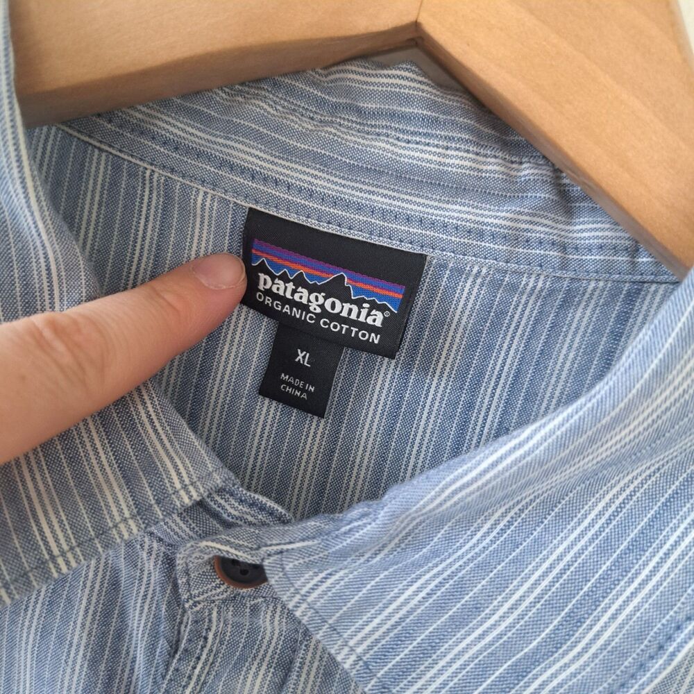 Patagonia Dress Shirt Mens XL Blue Organic Cotton Short Sleeve Button Up Top - Picture 2 of 7